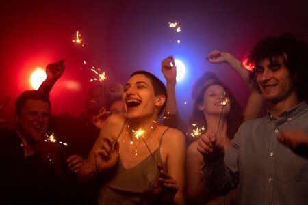 nightlife_with_people_dancing_club_1_